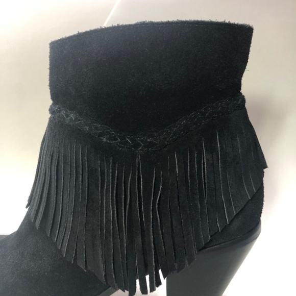 Gianni Bini Fringed, Blck Suede Bootie, Size 7.5 - Picture 2 of 6